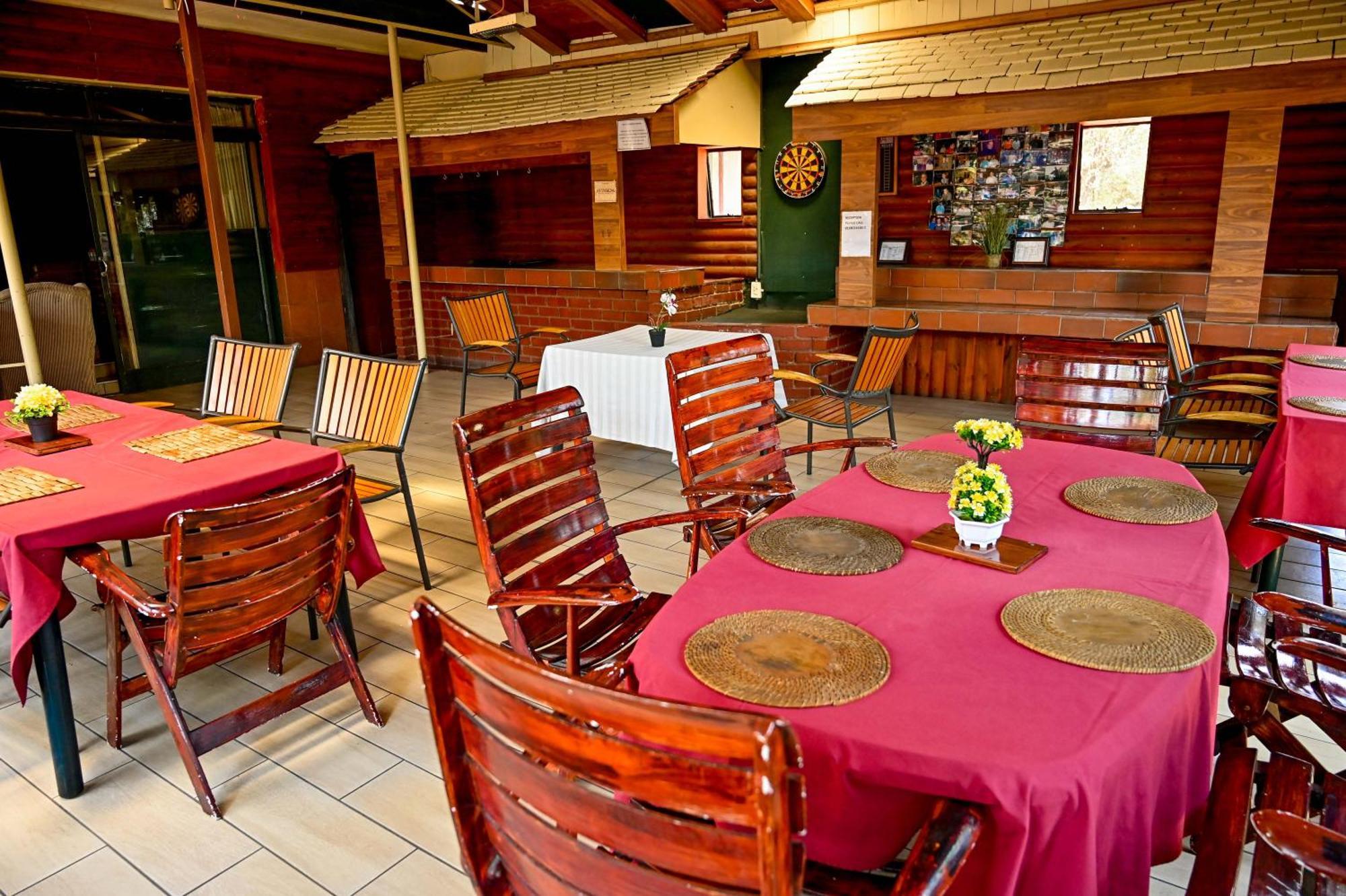 Tudor Lodge Guest House Joanesburgo Exterior foto